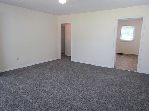 5th image of 700 Eastmoor Dr