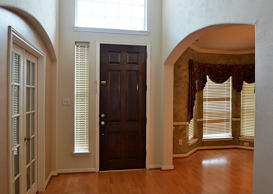 1st image of 12423 Green Trails Dr
