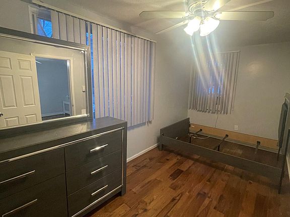 4th image of 107-24 131st St