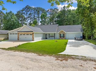 138 Breezeway Dr, Brookeland, TX 75931