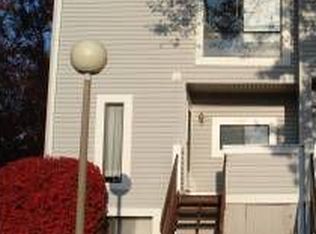 8619 Sacramento Dr, Alexandria, VA 22309