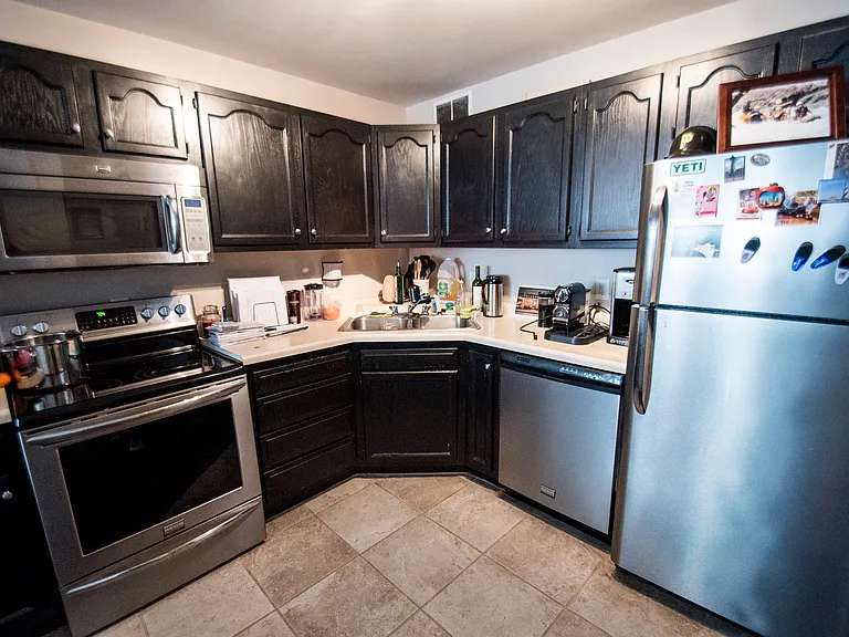 2516 Josephine St — Photo 8
