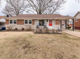 9011 Big Chief Dr, Saint Louis, MO 63123