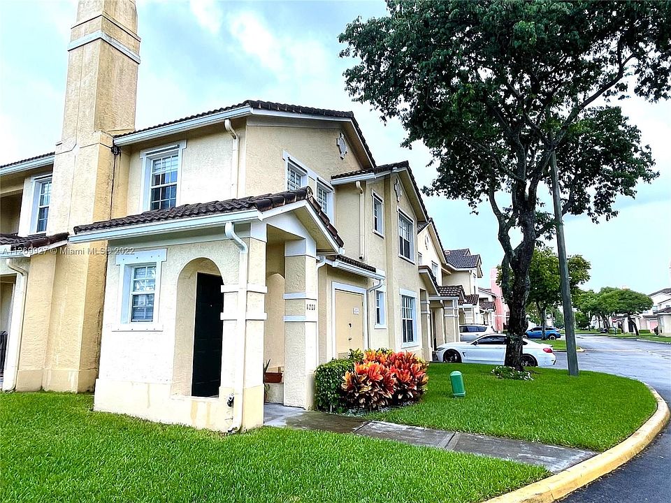 1st image of 1201 Belmont Ln #1201