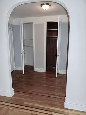 Rented by Albert Attias, LREB | media 12