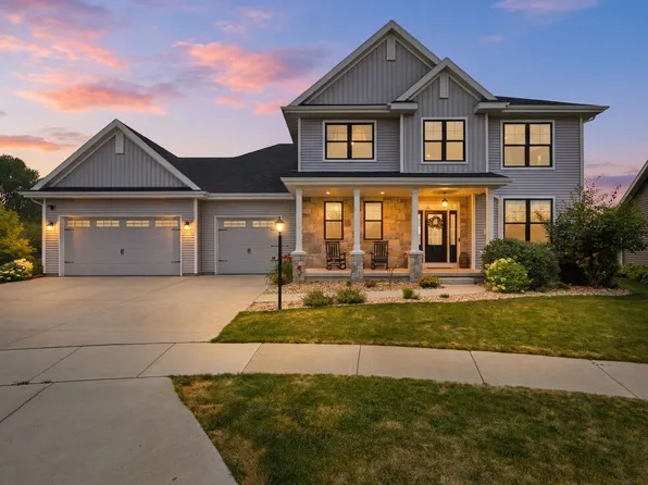 2331 Butterfly Cir, Sun Prairie, WI 53590