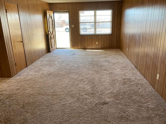 2nd image of 800 N Christy St