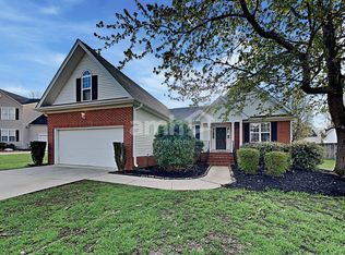 104 Peach Grove Pl, Mauldin, SC 29662