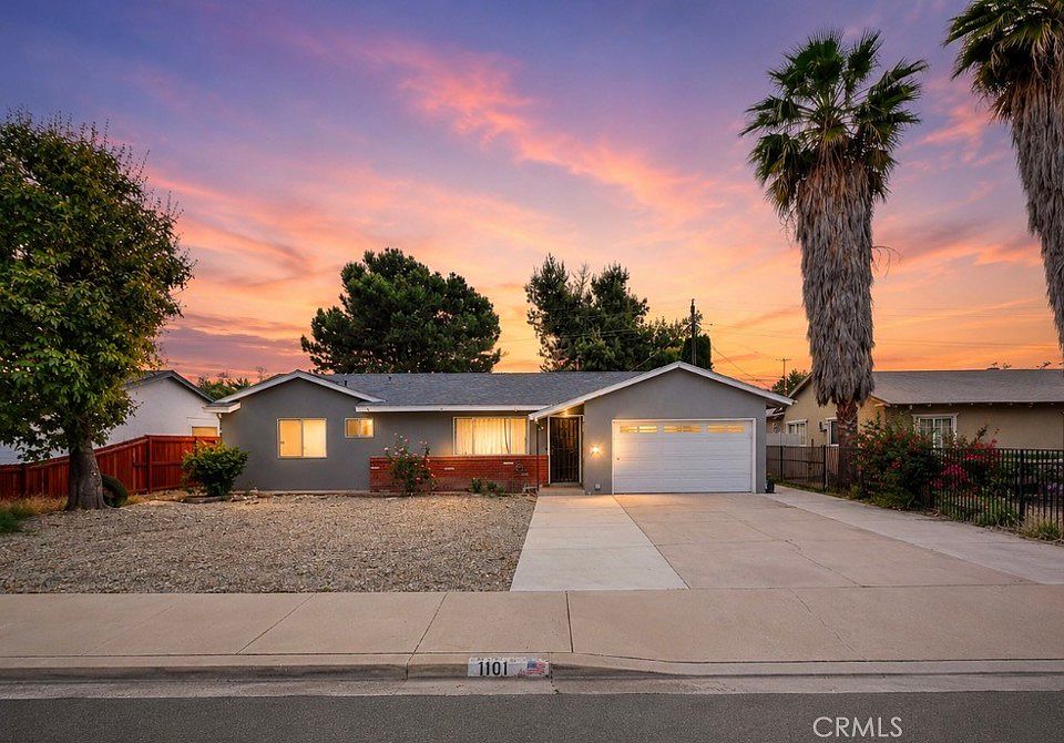 1st image of 1101 Val Verde Dr
