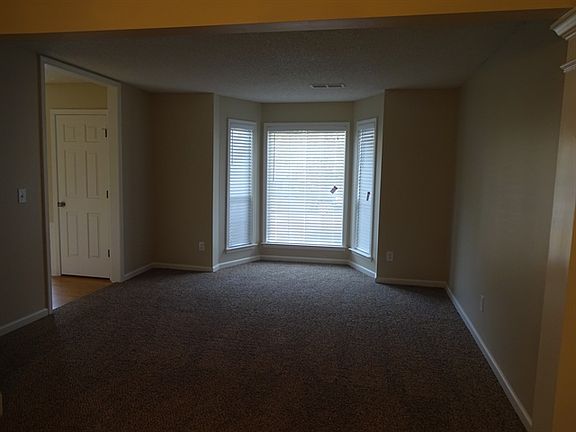 2nd image of 3622 Arnsdale Dr