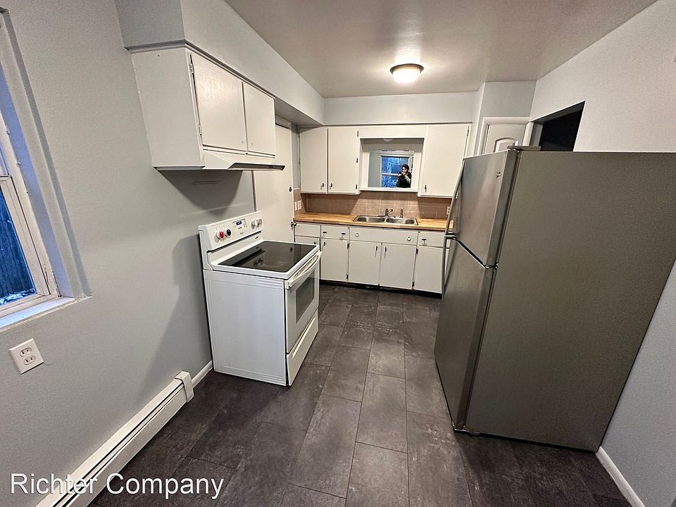 1st image of 2117 Johanna Ave SW