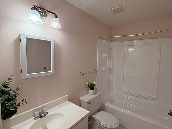 Powder Room/Full Bath