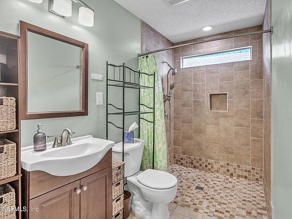 5th image of 2743 CREEK RIDGE Drive