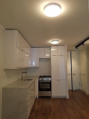 3rd image of 200 E 30th St APT 5B