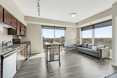Spectrum Apartments & Townhomes Photo 1