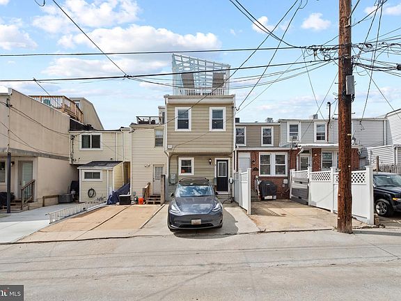 4th image of 935 S Bouldin St