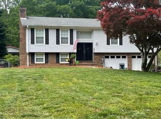 5380 Nestleway Dr, Clemmons, NC 27012