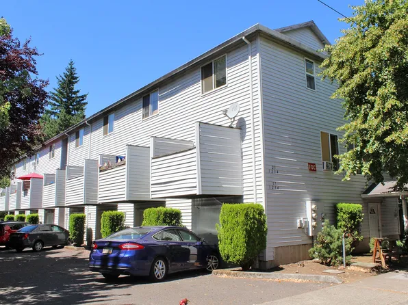 koury01, 1723 SE 127th Ave #17-01, Portland, OR 97233