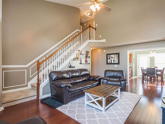 4th image of 3052 New River Pl