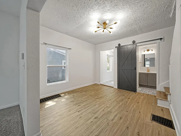 4209 Touzalin Ave — Photo 10