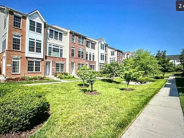 25134 Omaha Ter — Photo 17