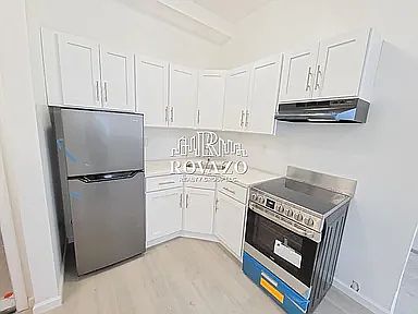 2nd image of 137 W 5th Ave #B