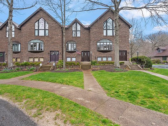 2nd image of 10068 Mansion Dr