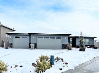 2741 E Rhyolite Ct, Nampa, ID 83686
