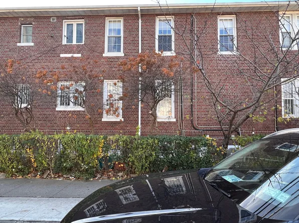 1201 East 10th Street image 1 of 3