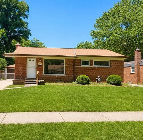 24335 Cottage Ln Photo 1
