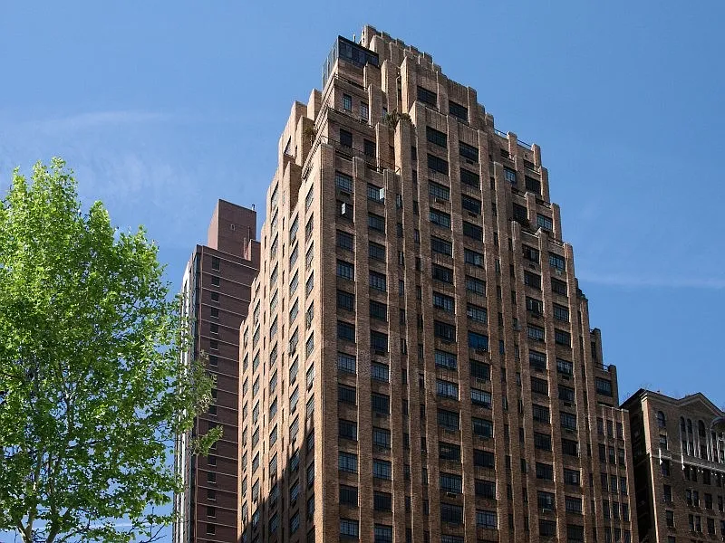 Building Photo 3