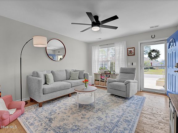 5th image of 1730 Pepperwood Way