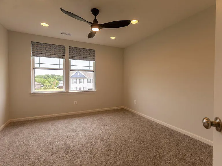 174 Paradise View Dr — Photo 24