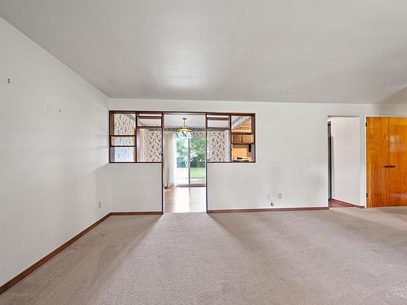 5th image of 3844 Crescent Dr