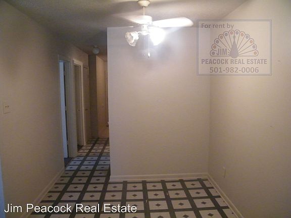 4th image of 309B Bellevue Cir