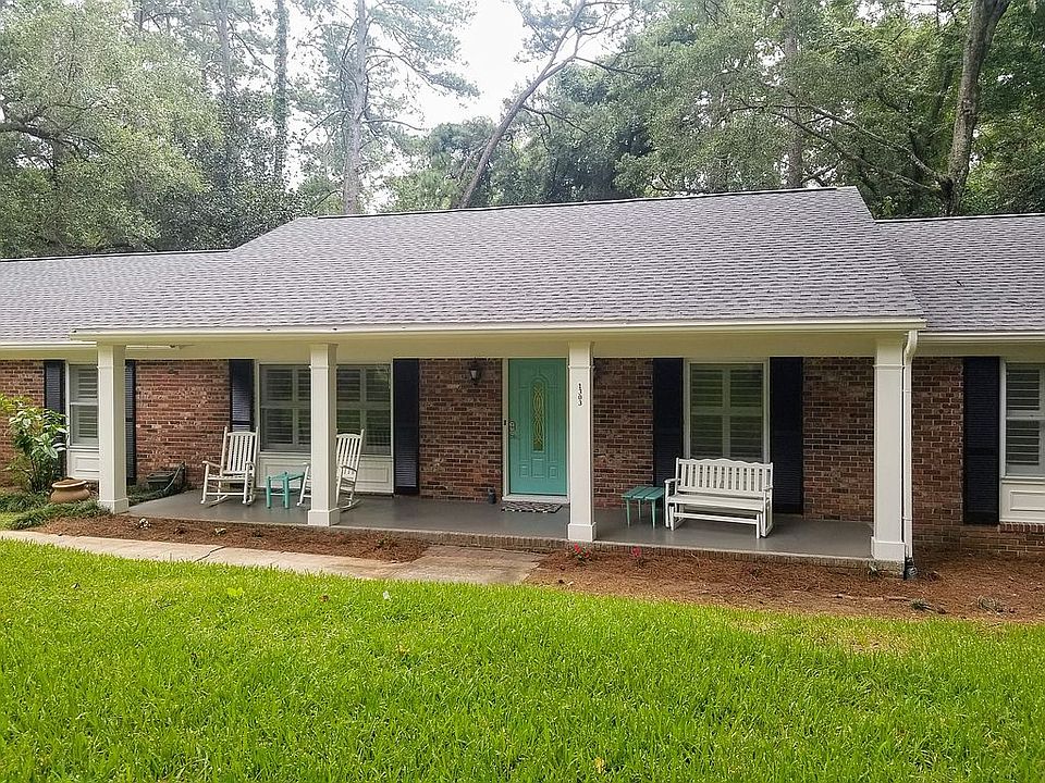 1st image of 1303 Leewood Dr