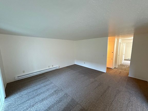 3rd image of 3802 Iberis St NE