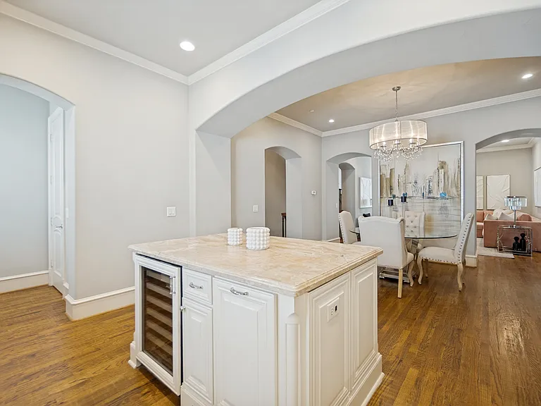 4608 Abbott Ave #112 — Photo 10