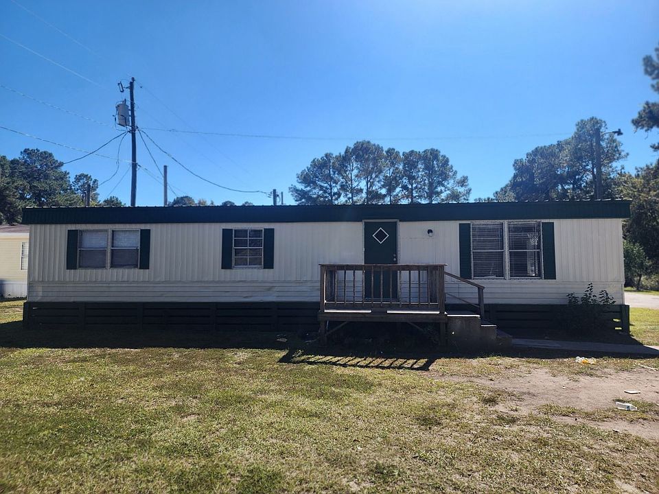 1st image of 944 Hollywood Dr #9