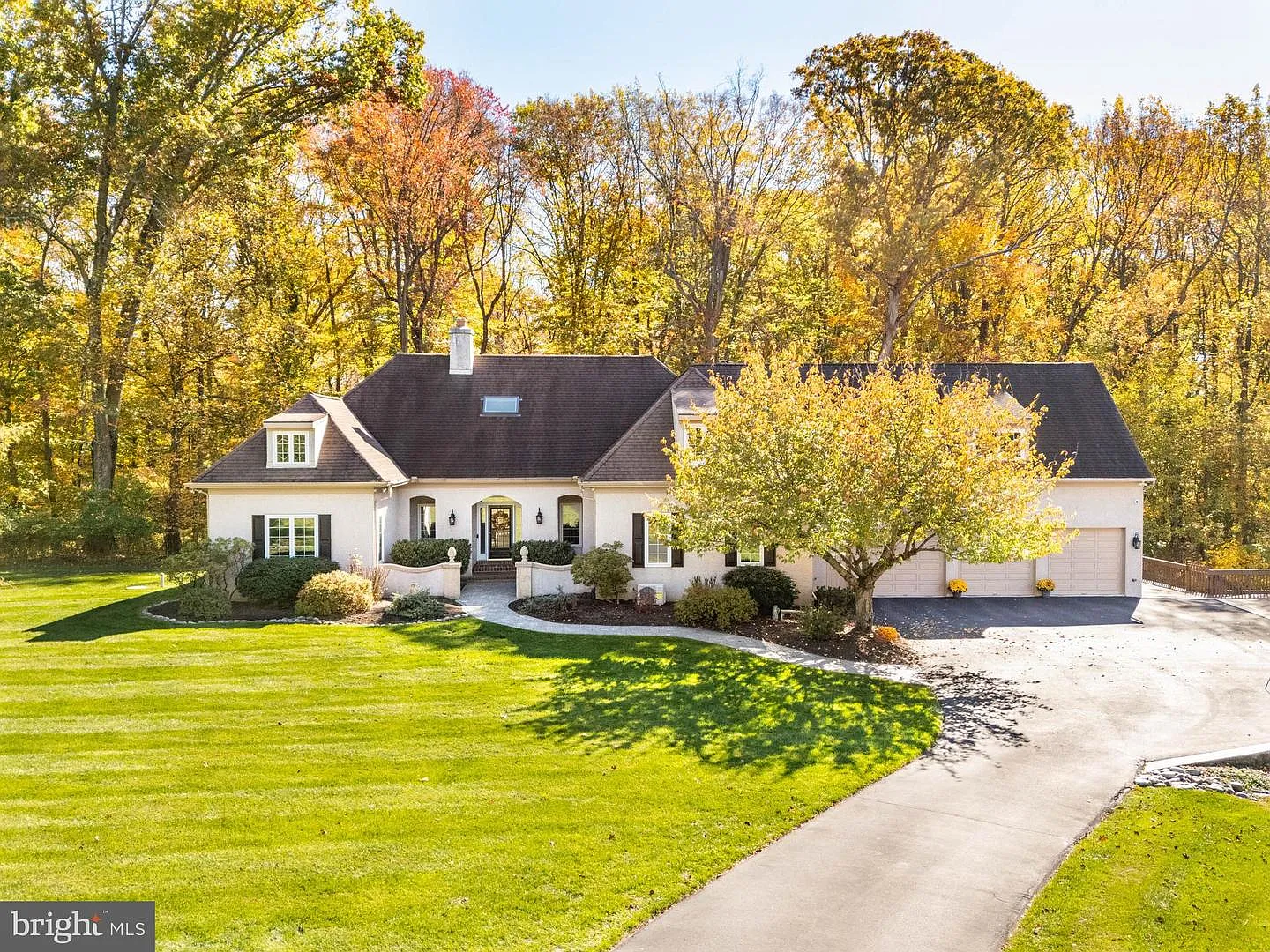1518 Greenhill Rd photo 1