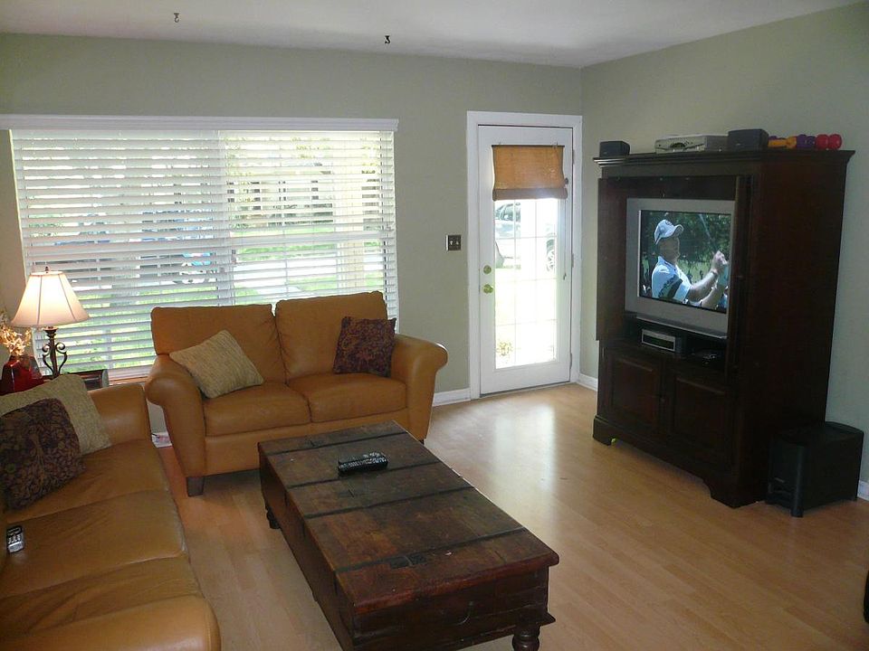 2nd image of 3415 W San Luis St