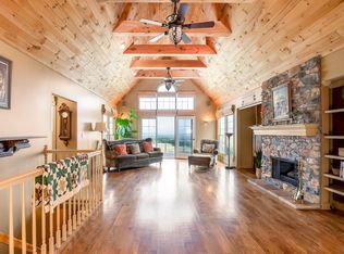 322 Mount Ida Ln, Staunton, VA 24401