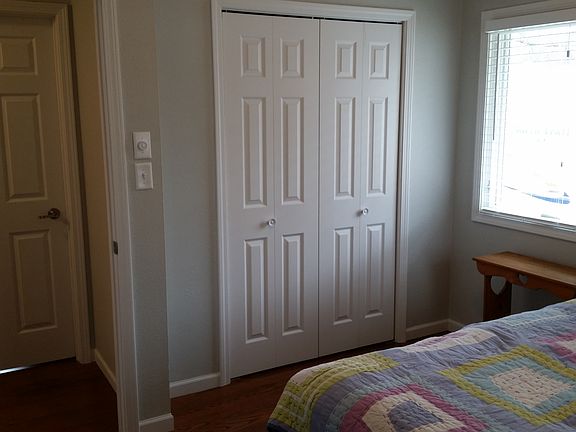 Upstairs Bedroom #1