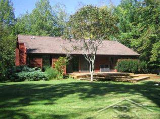 1838 N Birch Dr, Pinconning, MI 48650