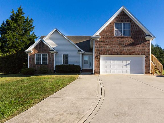 2nd image of 149 Sunfish Dr