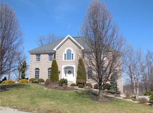 111 Windermere Ct, Mcmurray, PA