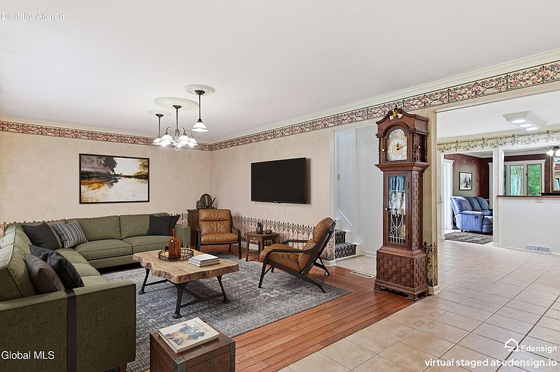 5th image of 3400-3402 E Lydius Street