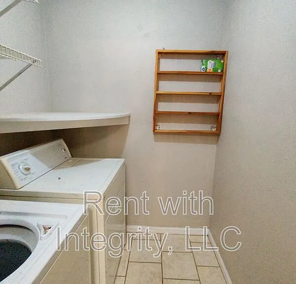 905 Tomahawk Ct — Photo 7