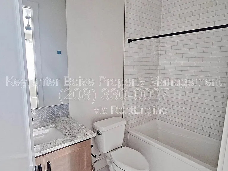 1508 S Oakland Ave — Photo 18