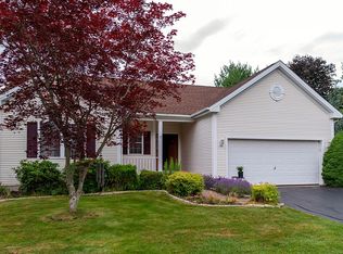 35 Brentwood Dr, Farmington, CT 06032